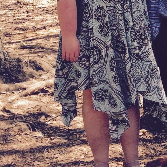 H&M Dresses & Skirts - H&M handkerchief dress